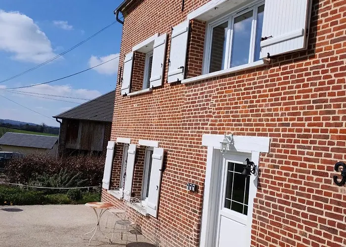 Holiday home Les Jardins D'holly